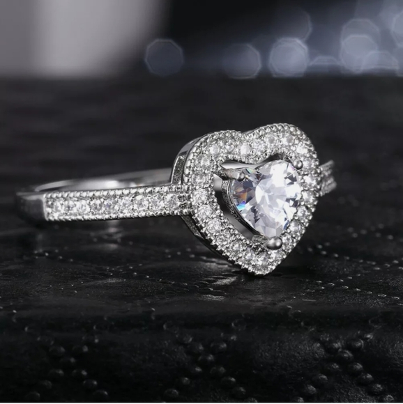 New Eternity Heart Ring - Picture 5 of 9